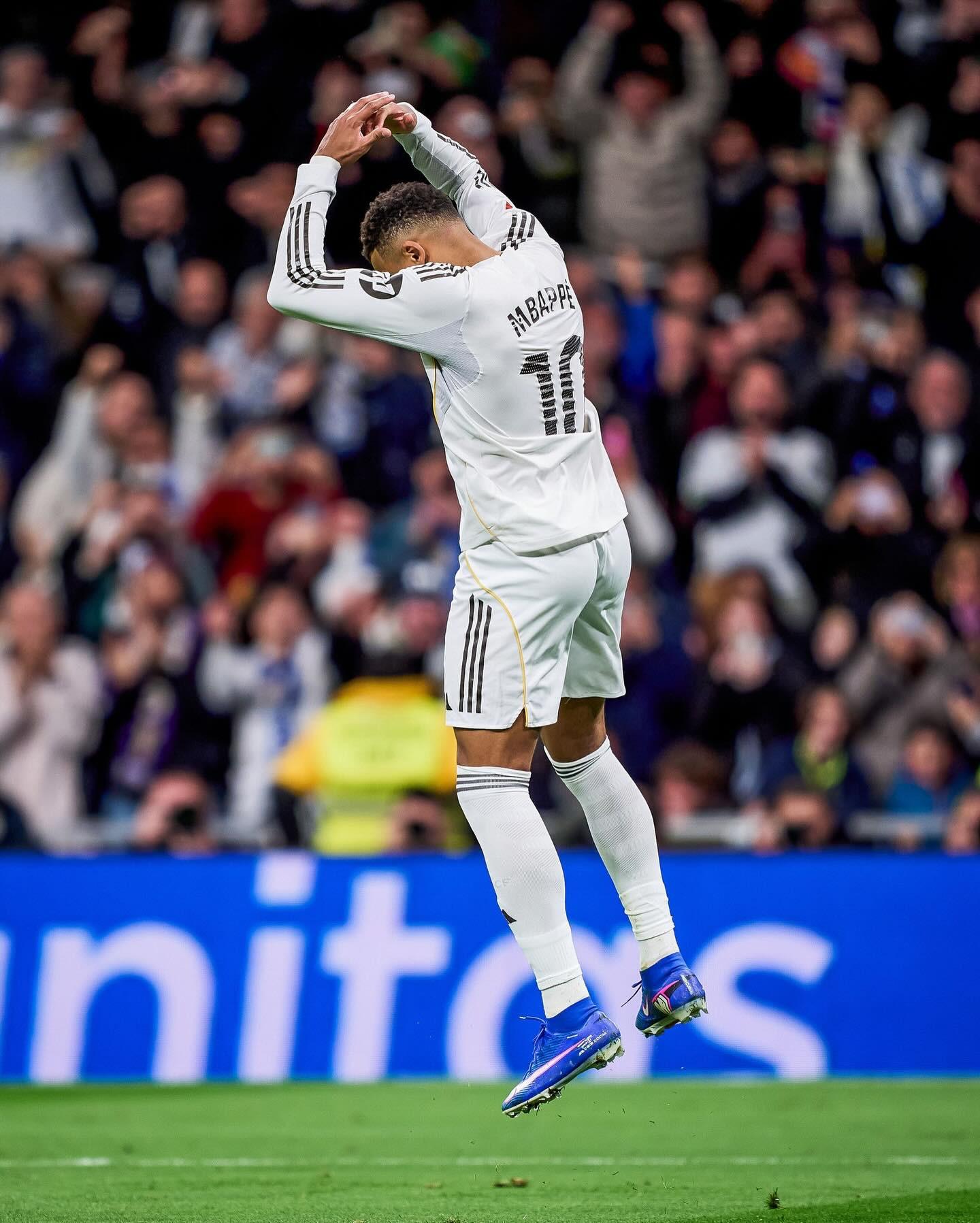 独行侠7人得分上双，浓眉17+17两双，独行侠收获三连胜