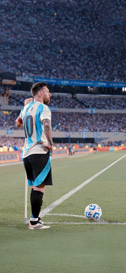 阿尔瓦雷斯连续5场西甲0球0助，近9场联赛仅打入1球