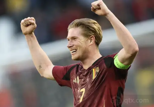 骑士全队首节手感不佳，投篮仅25投8中&已落后老鹰10分