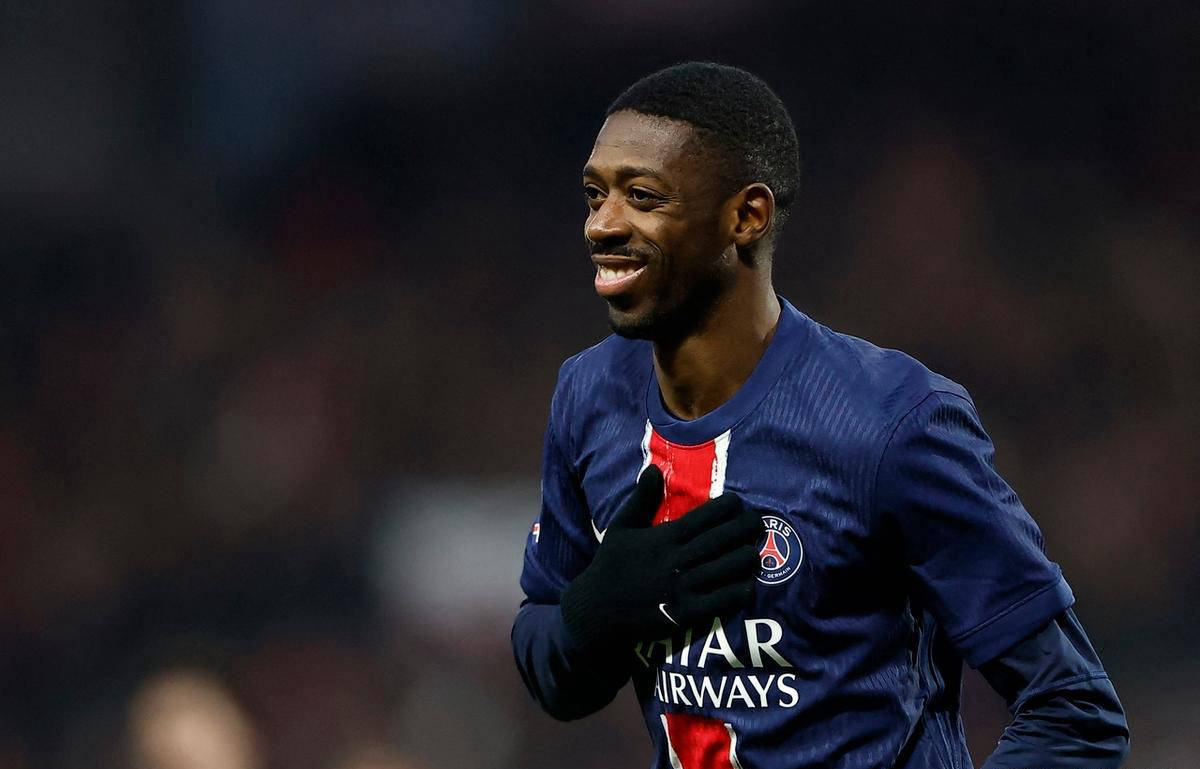 布乌卡：因舒梅切尔穿走我1号而大怒，我要求换成7或10号